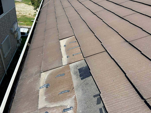 名古屋市名東区でカラーベストの破損被害が発生し補修工事、火災保険で差し替え工事を実施